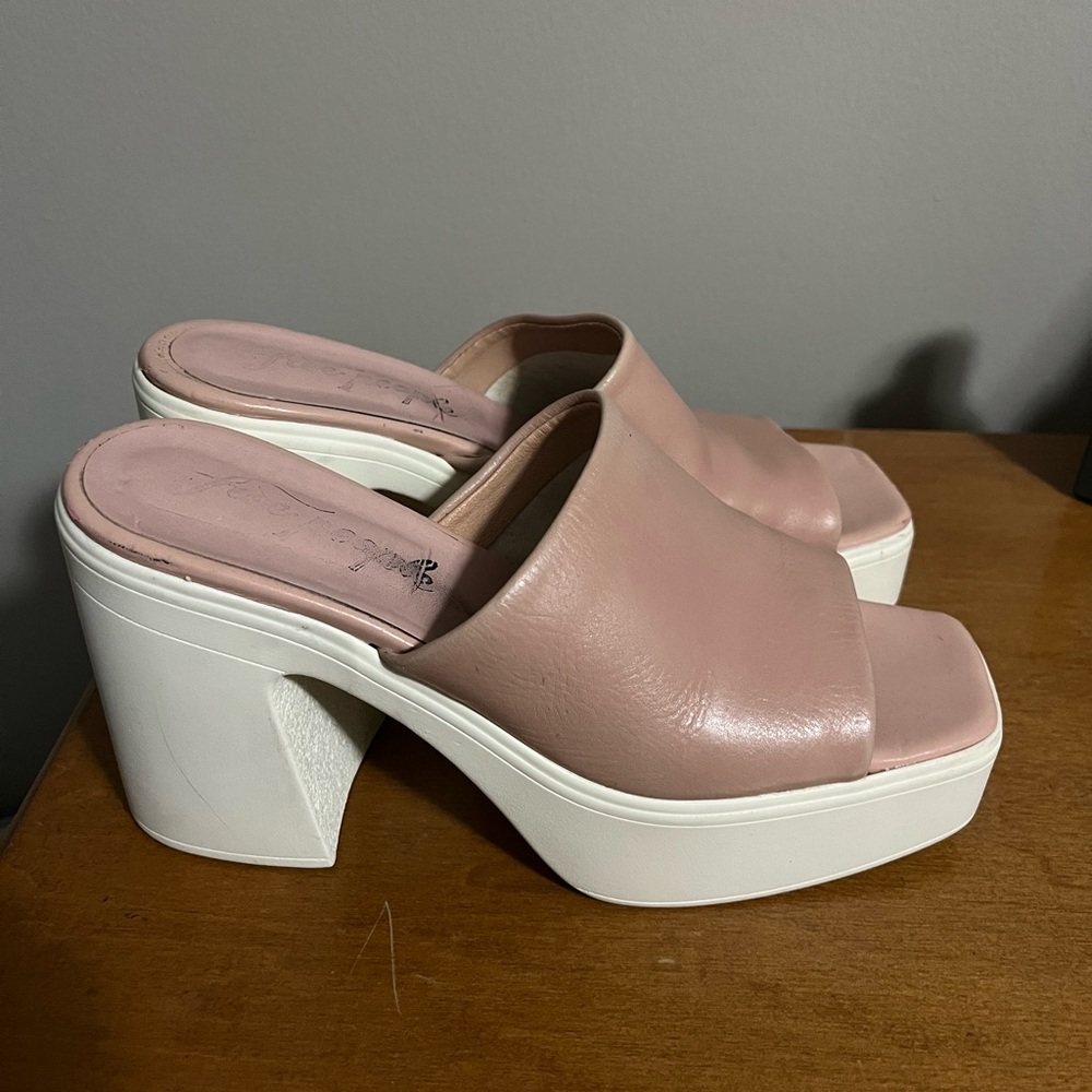 Free People Zoe Platform Heels (Blush color)